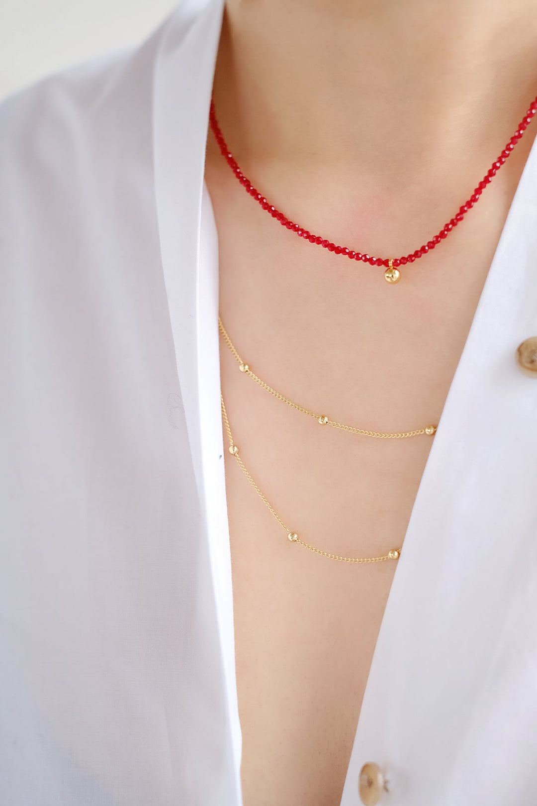 Whether worn solo for a minimalist statement or layered with other pieces for a personalized look, the Golden Cascade Necklace is a versatile addition to your jewelry collection.