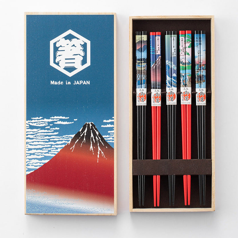 A set of 5 pairs of handcrafted Japanese wood chopsticks in a gift box with Mt. Fuji design.