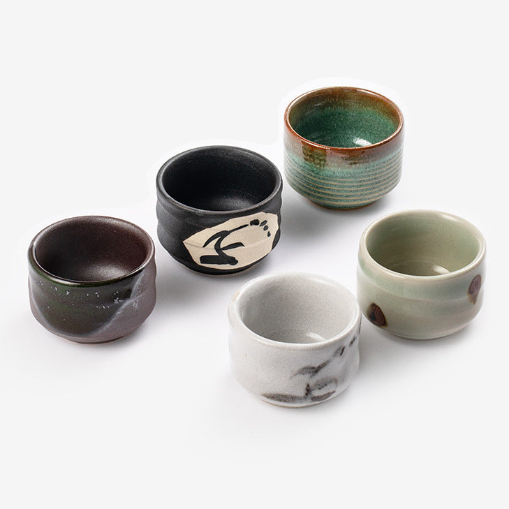 Embrace the timeless allure of Japanese craftsmanship with the “Evening Breeze” set of 5 Japanese Minoyaki ceramic cups. Each cup boasts a distinctive design.