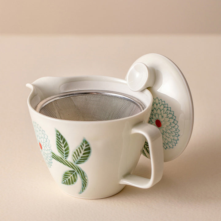 The tea pot has been designed with functionality in mind.