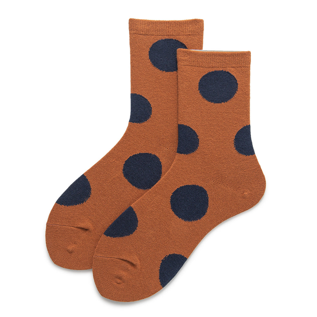 Women’s socks in brown with black polka dots